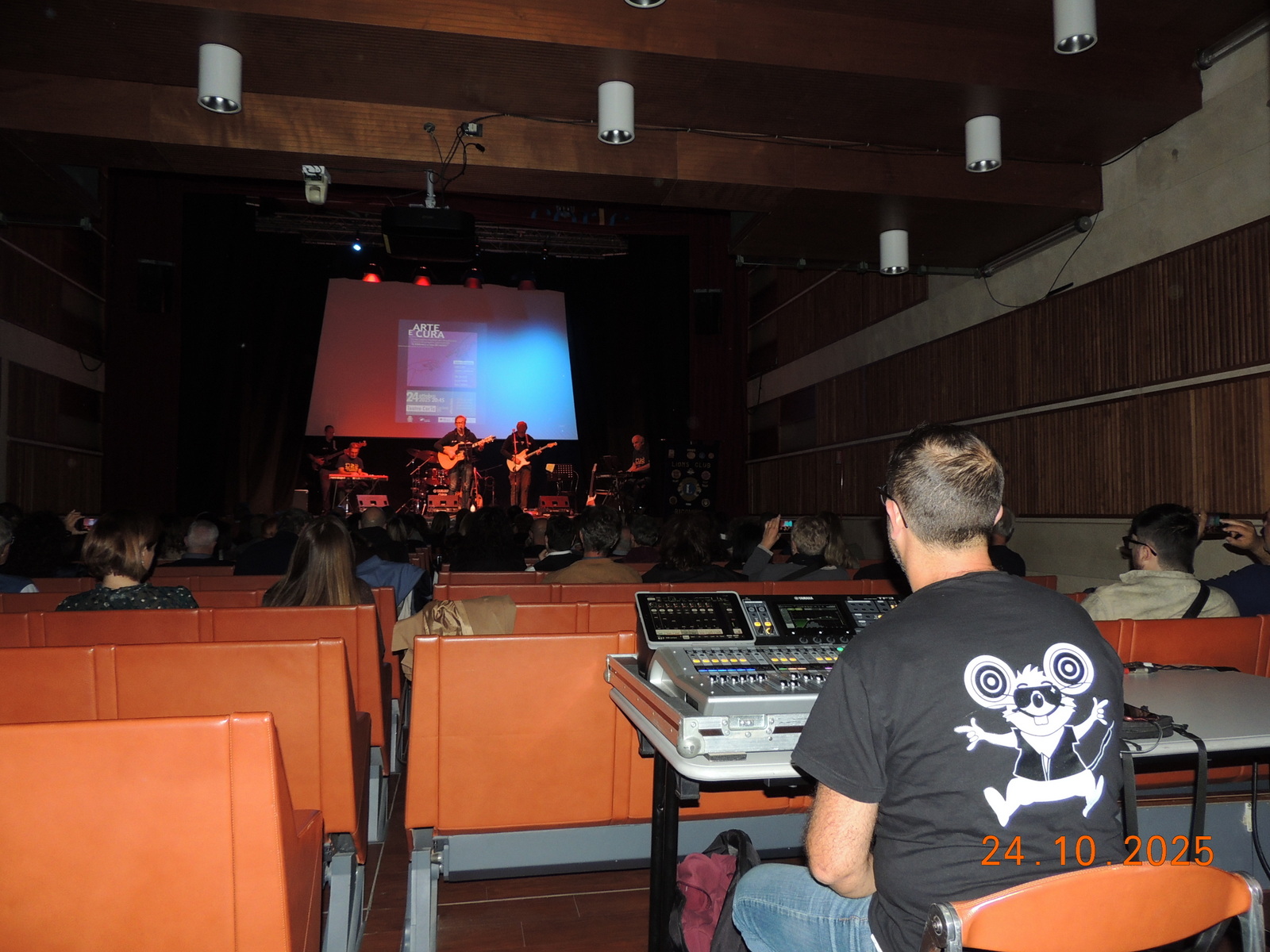 Foto n.23 - (Cliccare per chiudere la finestra)