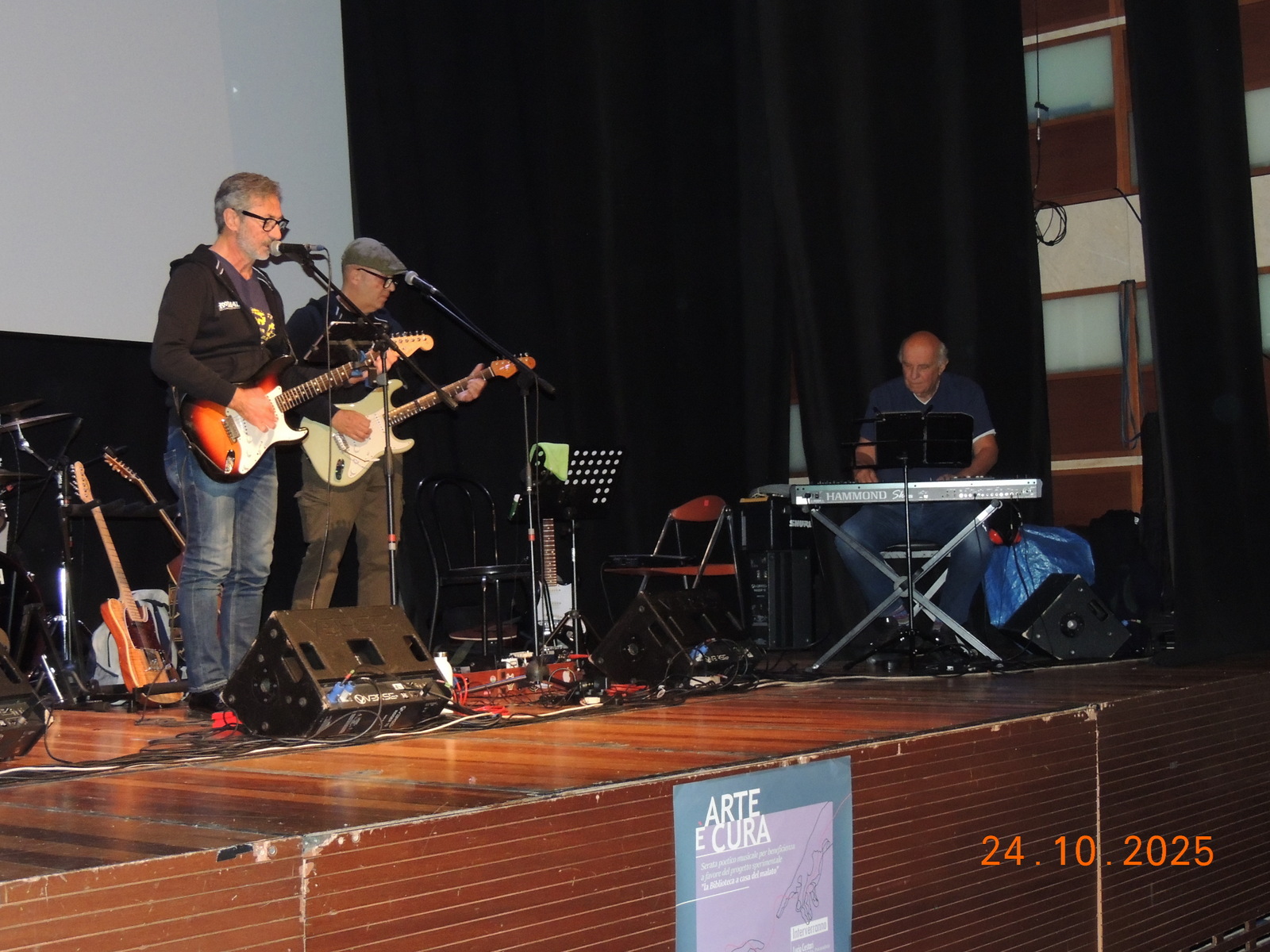 Foto n.31 - (Cliccare per chiudere la finestra)