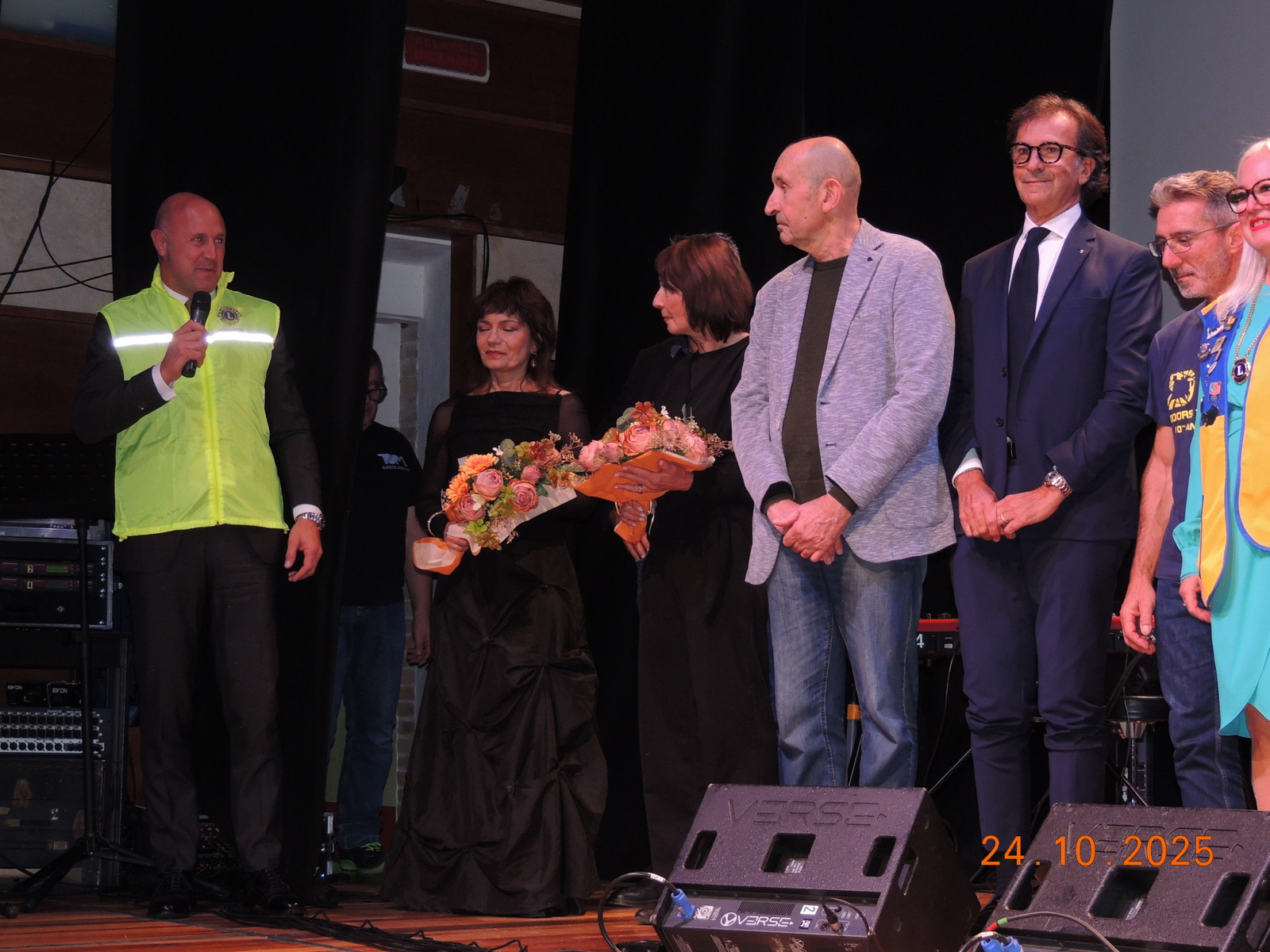 Foto n.44 - (Cliccare per chiudere la finestra)