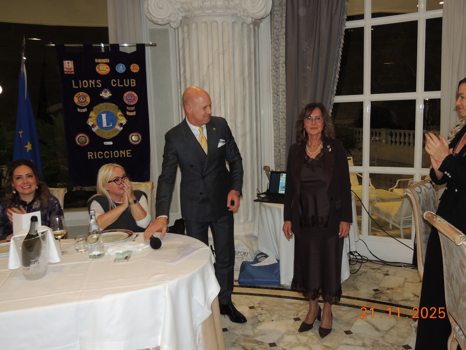 Foto n.7 - (Cliccare per chiudere la finestra)