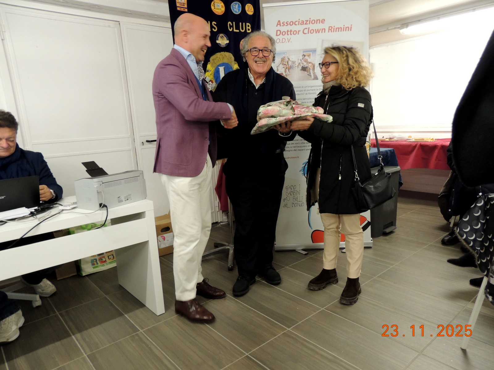 Foto n.30 - (Cliccare per chiudere la finestra)