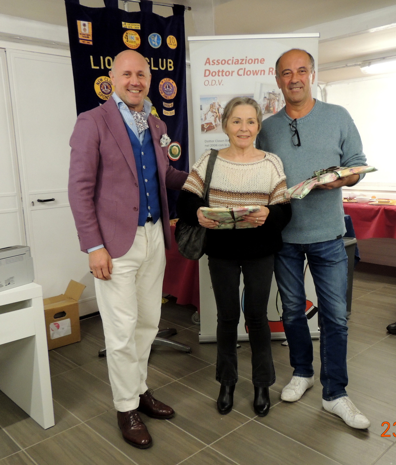 Foto n.35 - (Cliccare per chiudere la finestra)