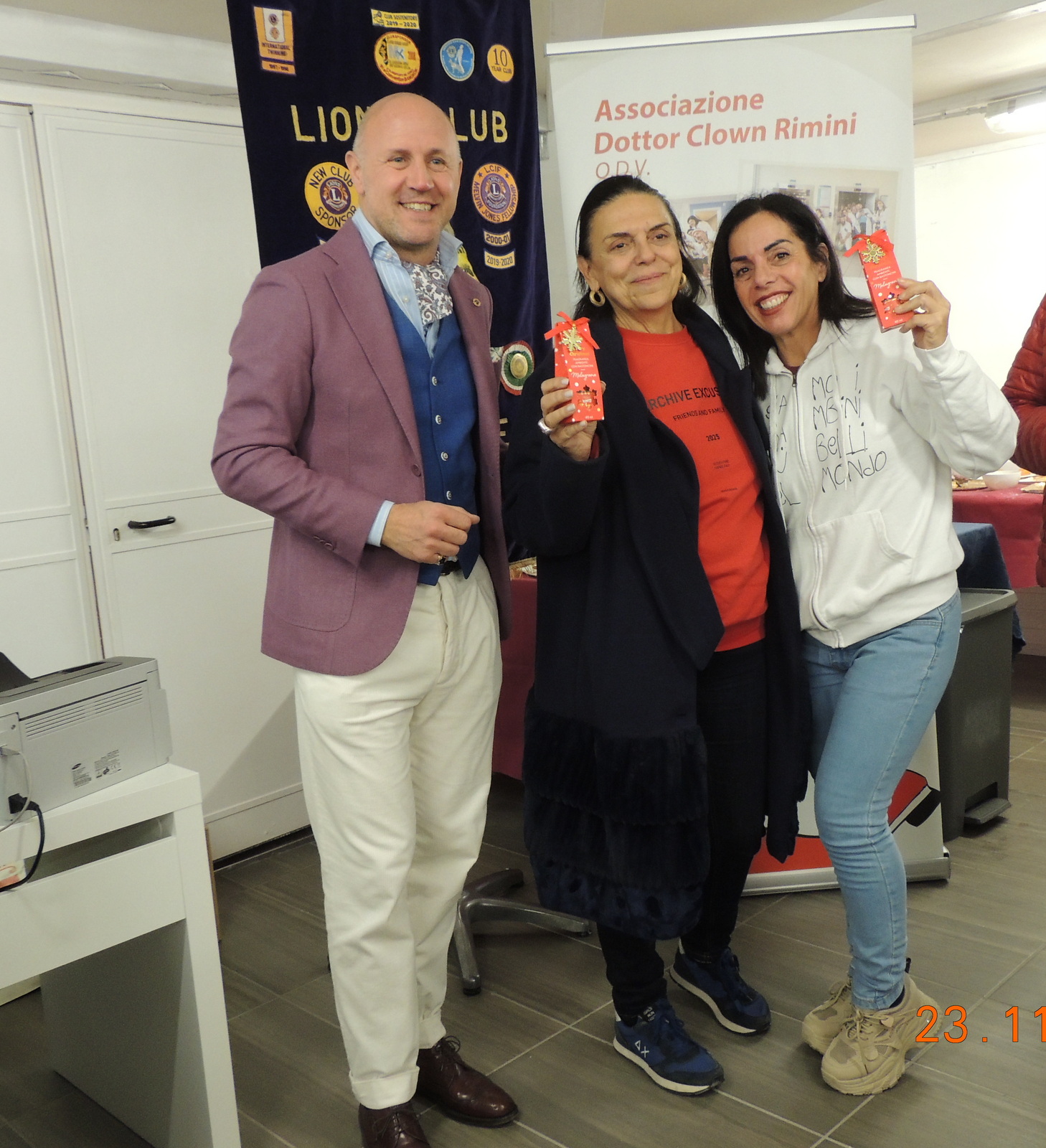 Foto n.51 - (Cliccare per chiudere la finestra)