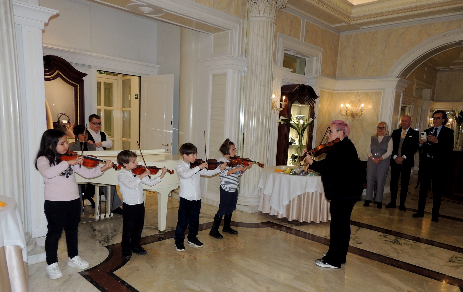 Foto n.8 - (Cliccare per chiudere la finestra)